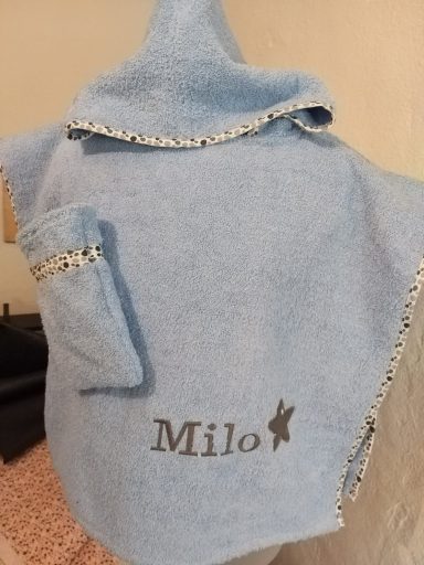 Poncho de bain avec son gant personnalisé